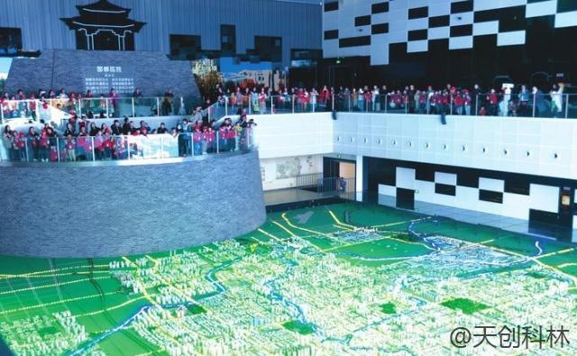 城市規劃館展館觸控體機 (1)